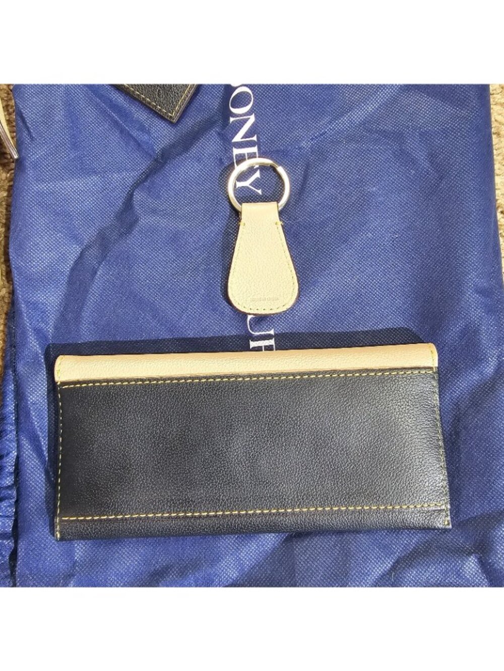 Dooney & Bourke 2 Tone Beige Black Pebbled Leather Shoulder Hobo Bag and Wallet - Picture 13 of 16